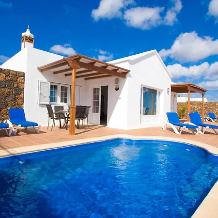 Villa Beatriz With Panoramic Sea Views Puerto del Carmen (Lanzarote)